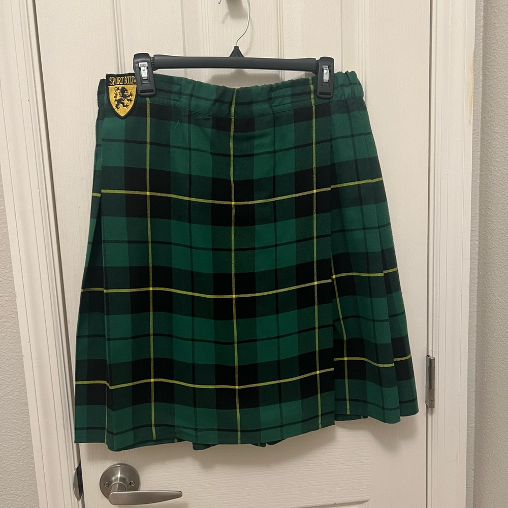 Men’s size L Sports Kilt